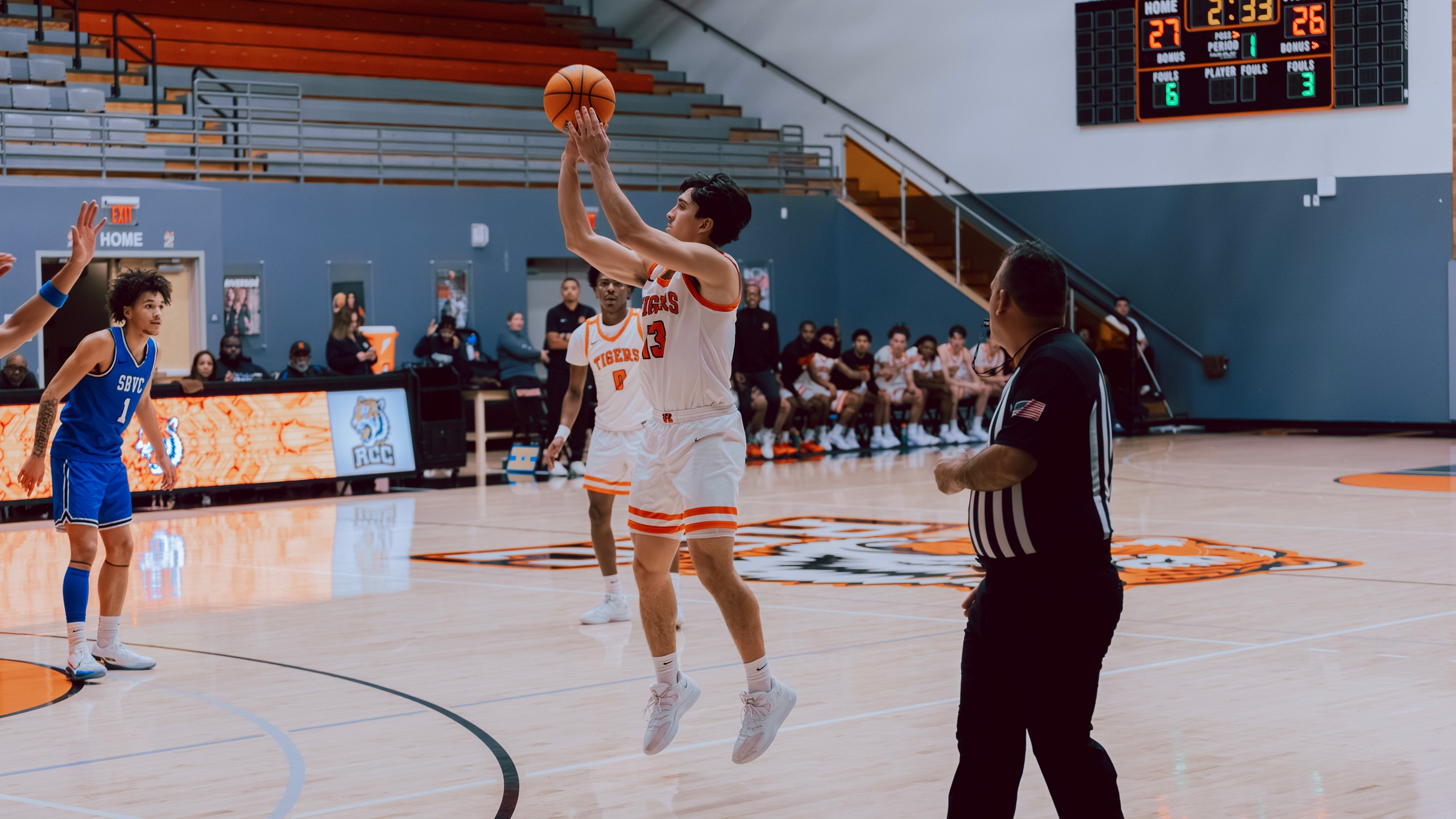 Tigers Take Down Tenth-Ranked Hawks
