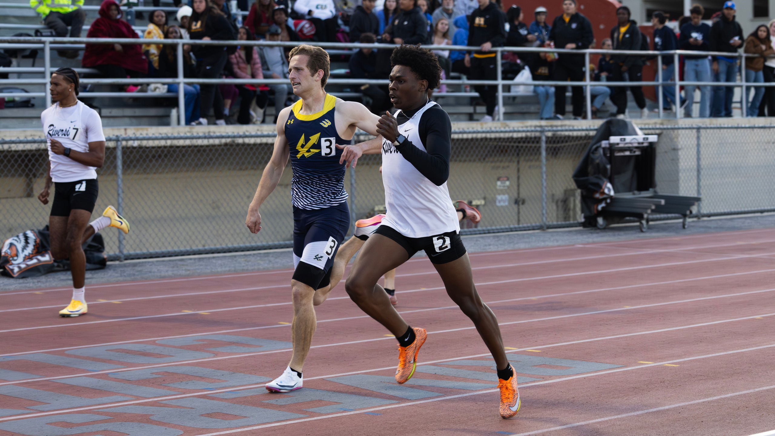 Riverside Posts Top 10 Finishes at Ben Brown Invite