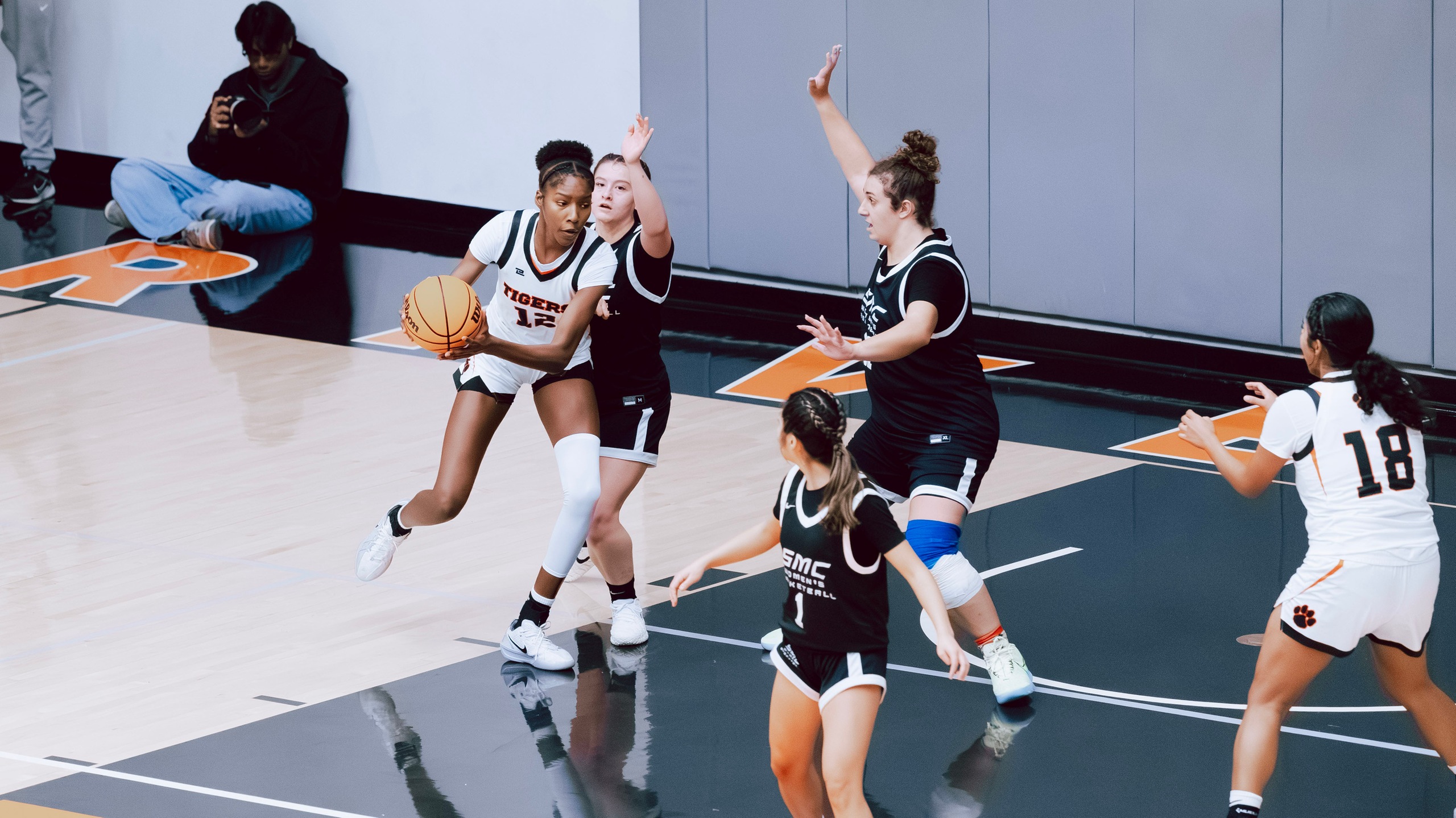 RCC Drops Road Contest at No. 8 Cypress